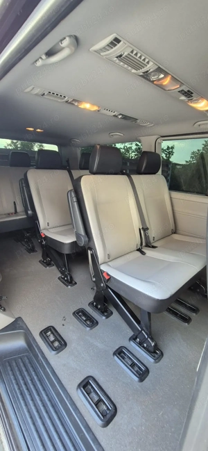 Volkswagen Caravelle Highline 8+1 DSG7 Faruri Bi Xenon Climatronic 3 Zone Usi Automate - imagine 9