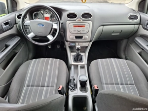 Ford Focus   Mk2   GHIA   Hatchback   - imagine 7