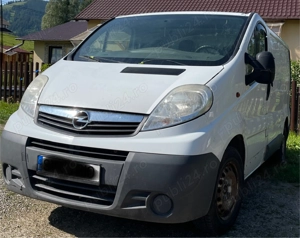 Vând autoutilitară Opel Vivaro