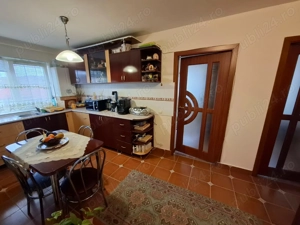 Str. Victoriei (tronson Marul de Aur)   apartament 2 camere, etaj 2, in bloc tip vila, cu gradina - imagine 5