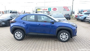 Toyota Yaris Cross unic proprietar - 25.200 km (masina in garantie) - imagine 2