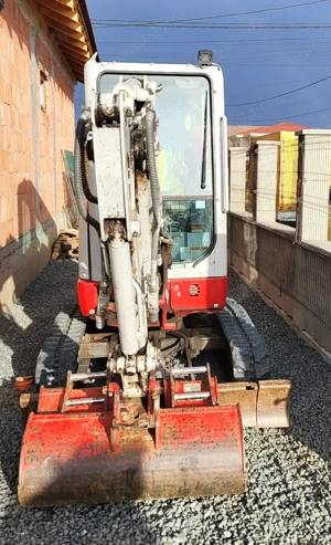 Miniexcavator Takeuchi TB225 - imagine 2