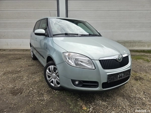 Skoda Fabia   2010   1.2 Benzină   Climă   107.000km - imagine 2