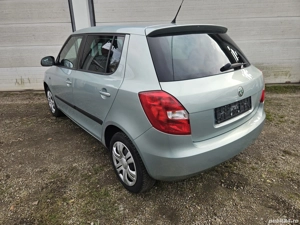 Skoda Fabia   2010   1.2 Benzină   Climă   107.000km - imagine 3