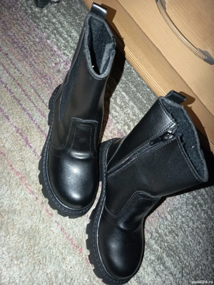 Vând ghete de iarnă 