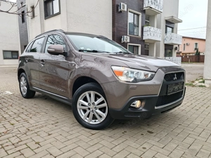 Mitshubishi ASX 1.8Di Euro5NaviPieleXenonPanoramicCmrMasalierInczScauneKeyLesGoClimatronic - imagine 2