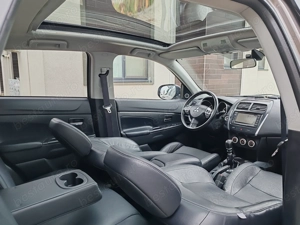 Mitshubishi ASX 1.8Di Euro5NaviPieleXenonPanoramicCmrMasalierInczScauneKeyLesGoClimatronic - imagine 6