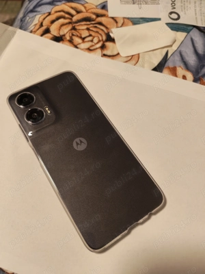 Vând telefon Motorola G35