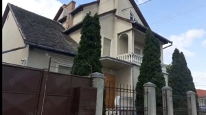  Casă solidă, spațioasă și versatilă în zona centrală, Sânnicolau Mare