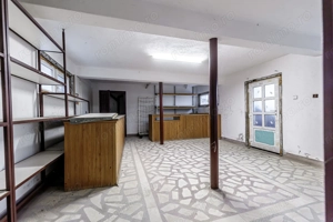 Clădire potrivită pentru proiecte educaționale sau de îngrijire - imagine 10