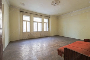Casă interbelică cu tavane înalte, demisol și curte, în centru! - imagine 6