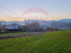 Casă / Vilă cu 4 camere de vânzare - imagine 4