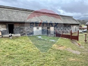 Casă / Vilă cu 4 camere de vânzare - imagine 2