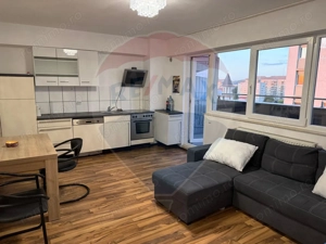 De vanzare apartament cu 2 dormitoare si living open space în Nufarul - imagine 2