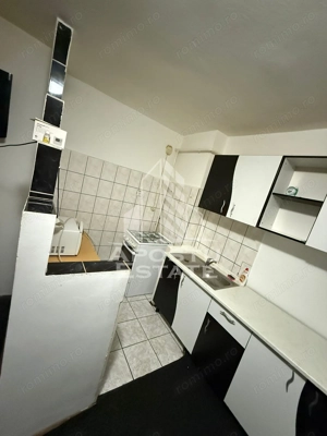 Apartament cu 3 camere | Decomandat | Etaj 2/4 | Centrala | Dambovita - imagine 6