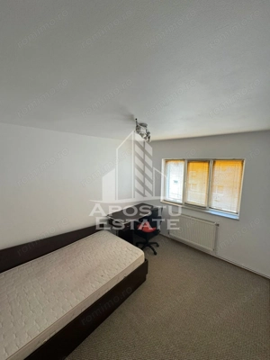 Apartament 3 camere, centrala proprie, zona Spitalul Judetean. - imagine 4