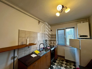 Apartament 2 camere,etaj 3,centrala proprie,zona Dacia - imagine 8