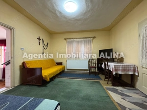 Casa 3 camere in Satul Cristur, zona centrala, Jud. Hunedoara. - imagine 3