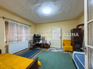 Casa 3 camere in Satul Cristur, zona centrala, Jud. Hunedoara. - imagine 4