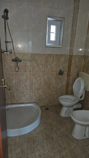 Vând casa în recea