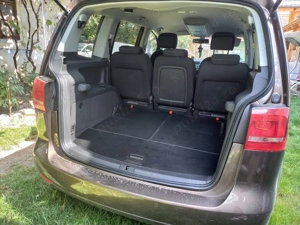 Volkswagen Touran 7 locuri - imagine 3