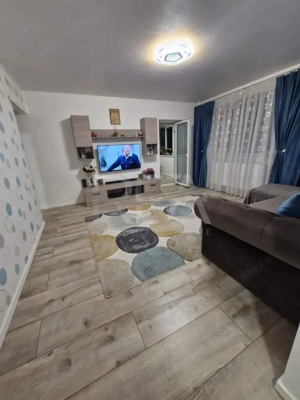 Apartament cu 2 camere la 5 minute de mers pe jos de stația de metrou Titan  - imagine 3