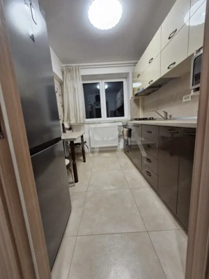 Apartament cu 2 camere la 5 minute de mers pe jos de stația de metrou Titan  - imagine 6