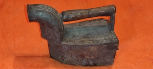 Fier de calcat cu carbuni - religva - pt. colectie panoplie 