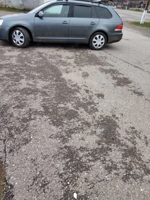 Vând Volkswagen golf 5