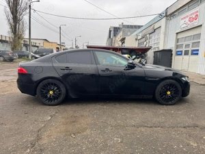 Vand Jaguar XE 2.0 D 2019  - imagine 3