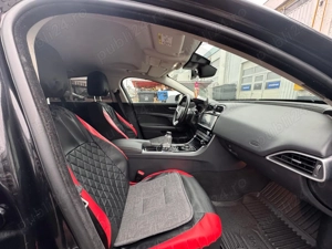 Vand Jaguar XE 2.0 D 2019  - imagine 8