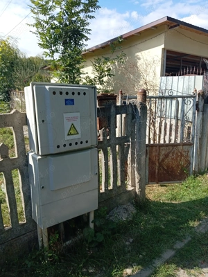 Teren si casa de vanzare aproape de SINAIA