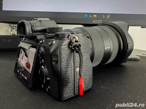 Sony A7R III  Full Frame 42 MP