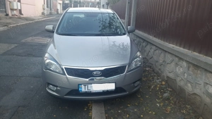 Vand KIA CEED Facelift, 1,4 benzina, 129000 km, primul proprietar, stare perfecta! - imagine 3
