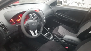 Vand KIA CEED Facelift, 1,4 benzina, 129000 km, primul proprietar, stare perfecta! - imagine 6