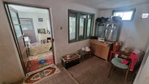 Casa modesta cu teren generos, zona Magura, - imagine 12