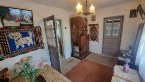 Casa modesta cu teren generos, zona Magura, - imagine 13