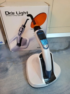 vand lampa foto polimerizare KERR uz stomatologie