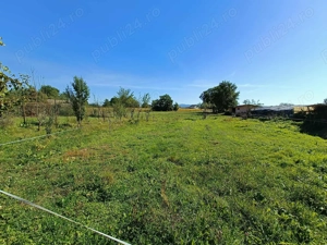 Vânzare casă + teren 30 ari   Cătălina - imagine 4