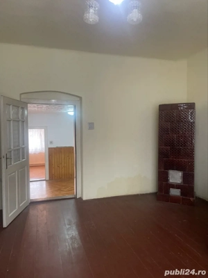 Vand casa caramida , zona linistita , str. Rodnei - imagine 16