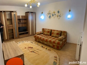 Închiriez Apartam cu o camera Confort1 zona Complexului Studentesc Medicină Fabric, str.Lunei Etaj 1