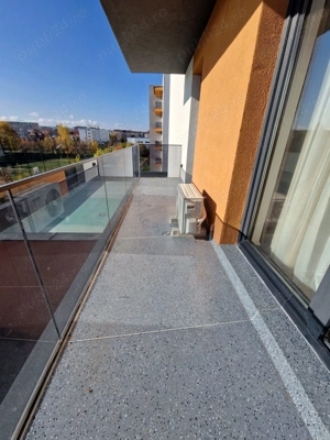 Vand apartament nou in zona Intre Lacuri Iulius Mall