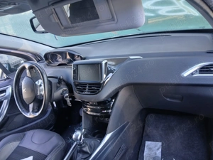 Dezmembrez Peugeot 2008 an 2016 1 5 Diesel