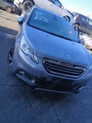 Dezmembrez Peugeot 2008 an 2016 1 5 Diesel - imagine 3
