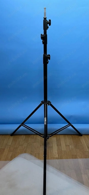 Stand de lumini Wiefeng W-806D