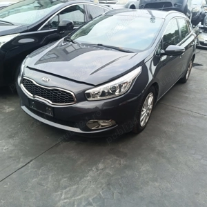 Dezmembrez Kia Cee'd an 2015 1.6 diesel - imagine 2