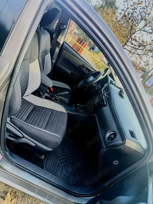 Vând Toyota Auris 2017 hibrid 11500 euro - imagine 5