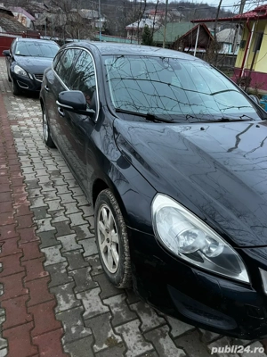 vand volvo v60 d3 2012 - imagine 3