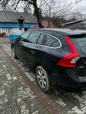 vand volvo v60 d3 2012 - imagine 4