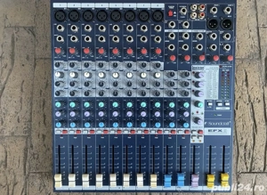 Soundcraft EFX8 mixer audio